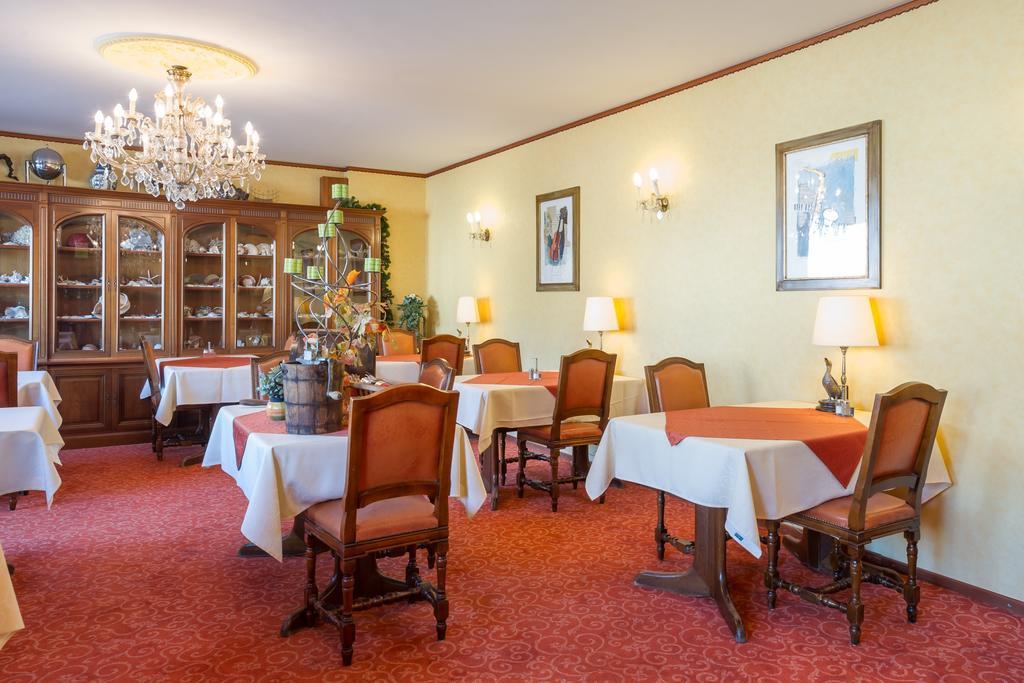 Hostellerie Val Fleuri Mersch Kültér fotó