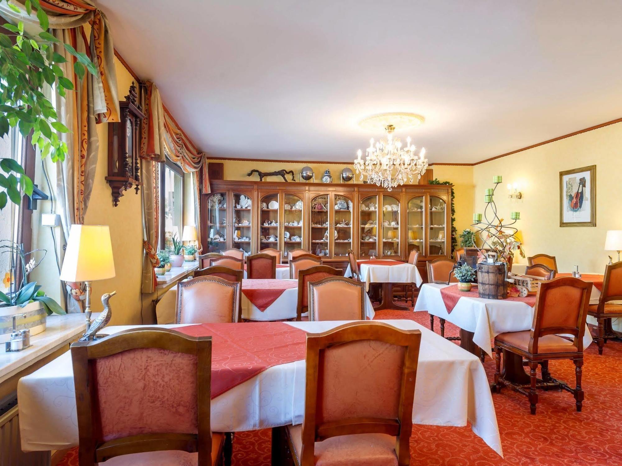 Hostellerie Val Fleuri Mersch Kültér fotó