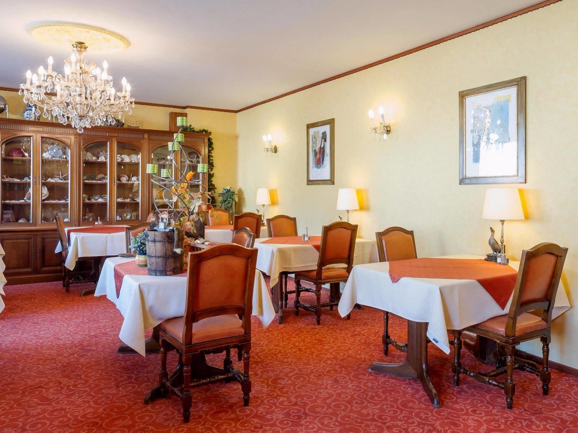 Hostellerie Val Fleuri Mersch Kültér fotó
