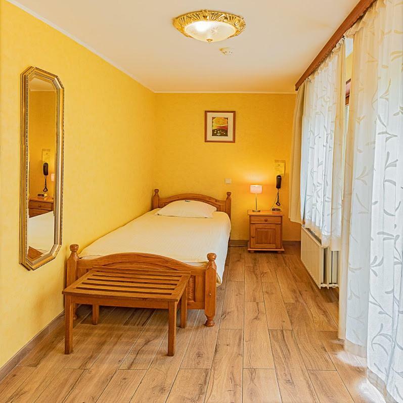 Hostellerie Val Fleuri Mersch Kültér fotó